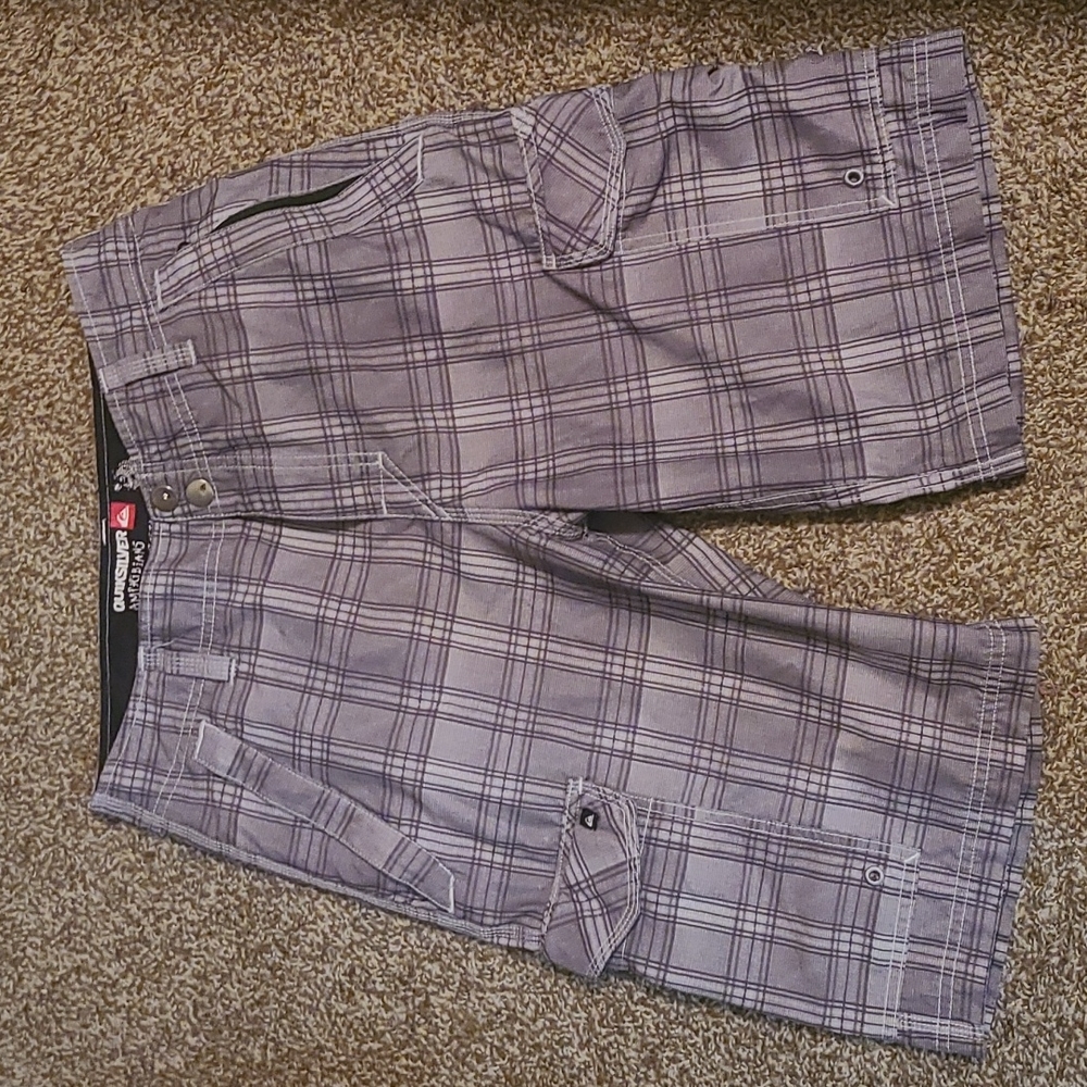 Quicksilver shorts size 29